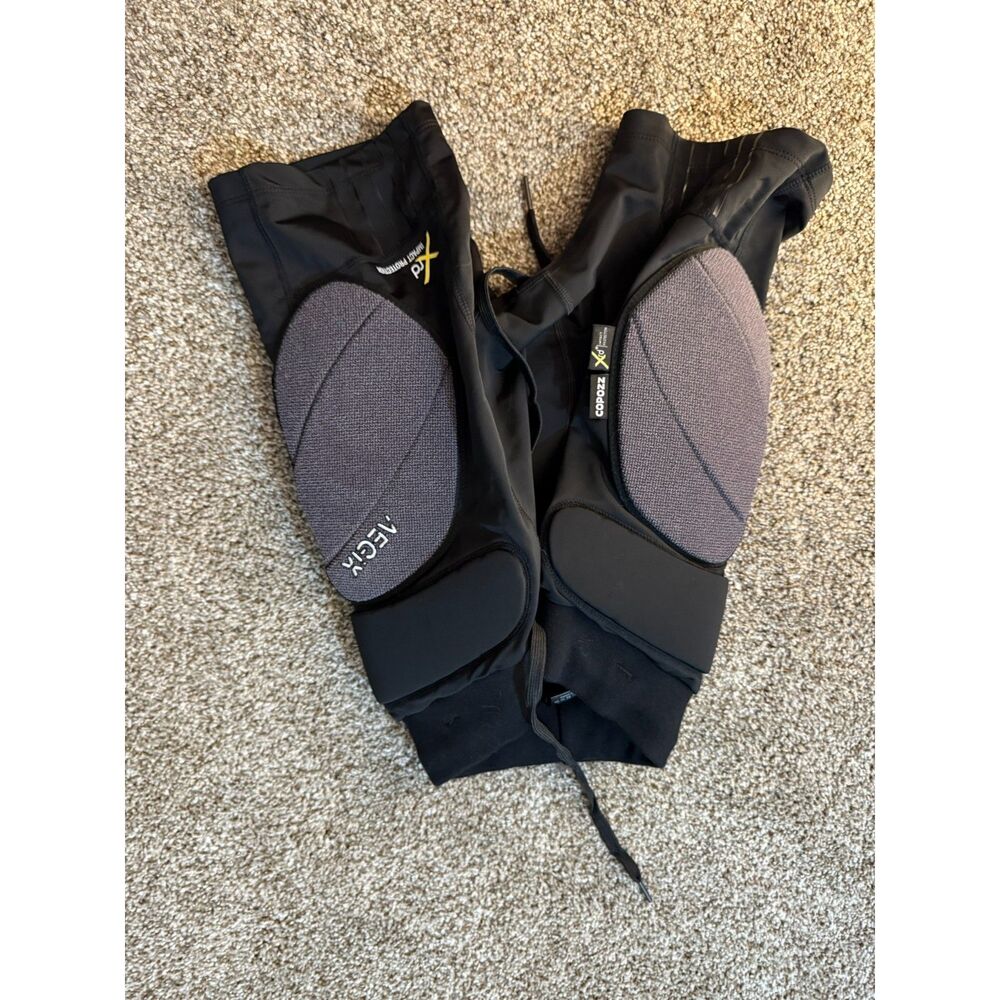 COPOZZ Padded Snowboard Shorts - Size S